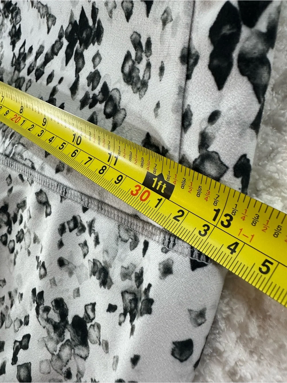 Women’s Balance Collection Gray and Black Printed Leggings M